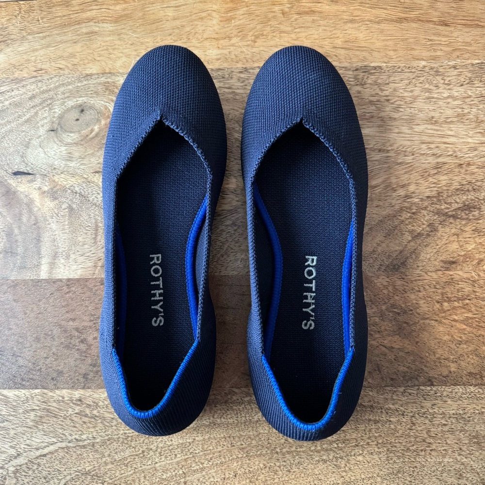 Rothy’s The Flat Women’s Size 6.5 Navy Blue Rounded Toe Washable Comfy